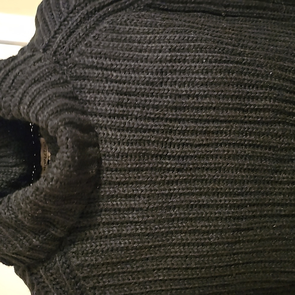 Sweater - Picture 2 of 7